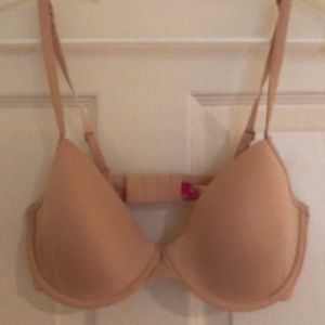 Victoria’s Secret T-Shirt Bra